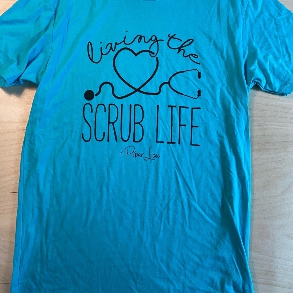Piper Lou Tee size medium (EB)